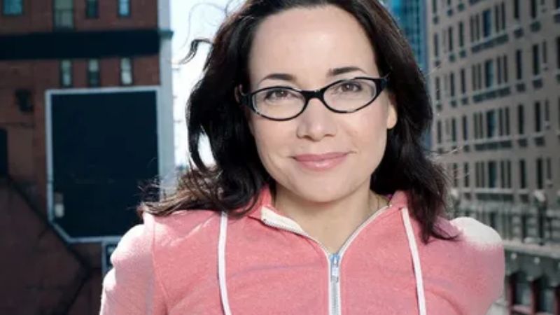 aneane Garofalo's self-deprecating stand-up comedy style and lasting influence